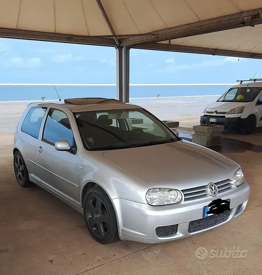 Usata VW Golf IV 150 CV (110 kW) 2002 Grigio Coupé