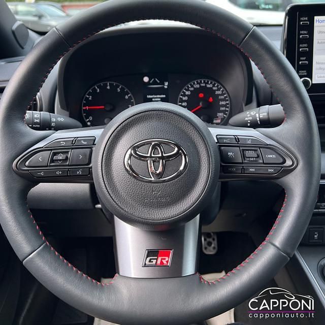 Usata Toyota Yaris 2022 Nero Utilitaria