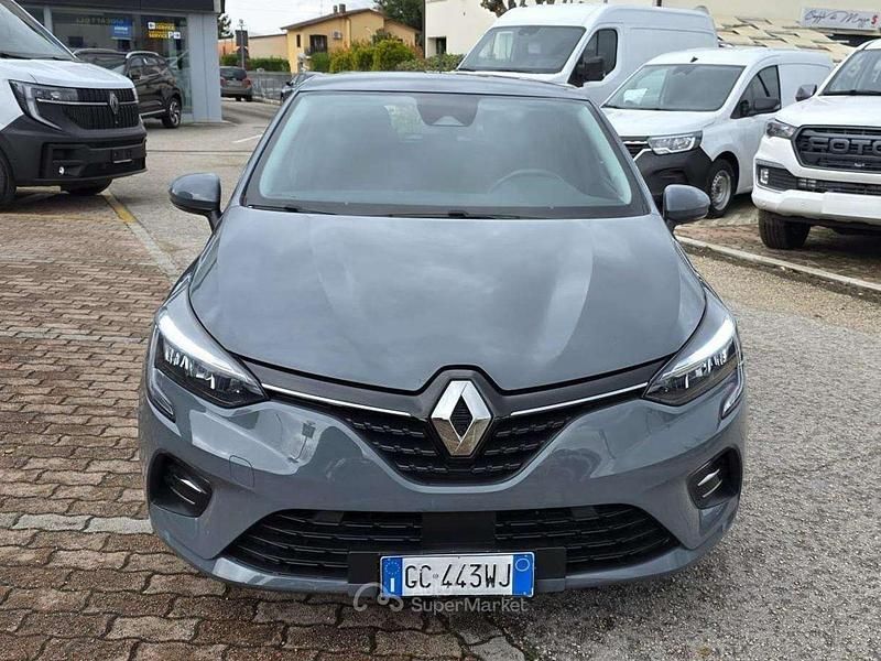 Usata Renault Clio V Zen 101 CV (74 kW) 2020 Grigio Berlina