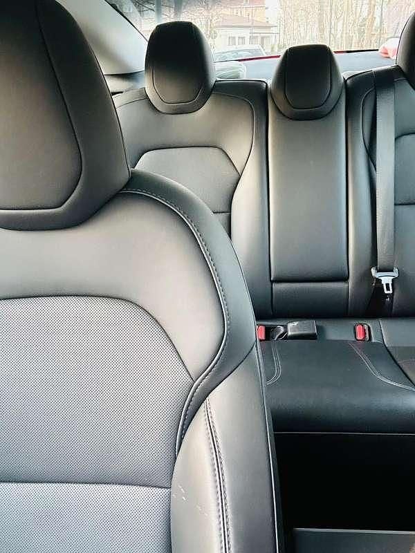 Usata Tesla Model 3 RWD 88 kW (120 CV) 2024 Nero Berlina