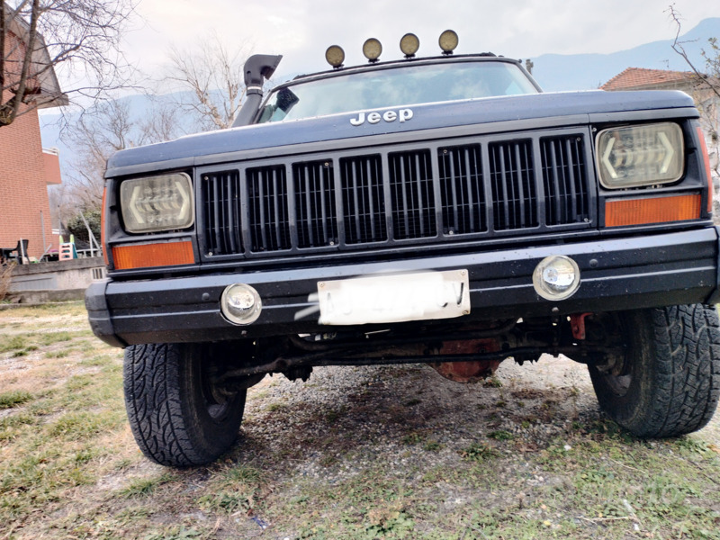 Usato 1995 Jeep Cherokee 2.5 Diesel 116 CV (7.800 €)