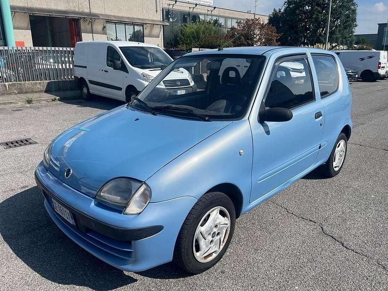 Blu Usata 2003 Fiat Seicento Due volumi | 1490 € (Buon prezzo) - Immagine 1/4