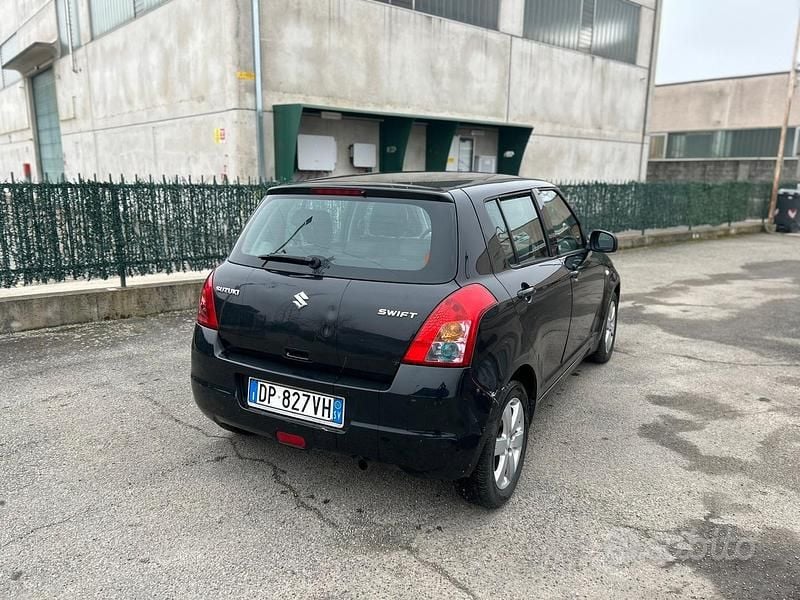 Usata Suzuki Swift 2008 Nero Utilitaria