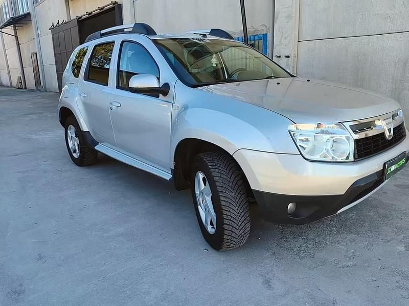 Usata Dacia Duster Lauréate 110 CV (80 kW) 2010 Grigio SUV
