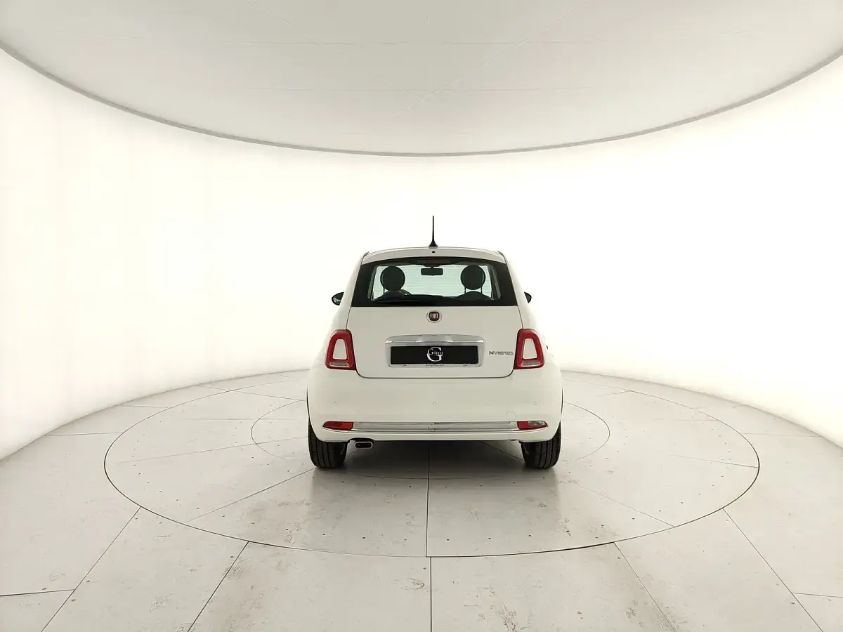 Usata Fiat 500 Dolcevita 70 CV (51 kW) 2024 Bianco Berlina