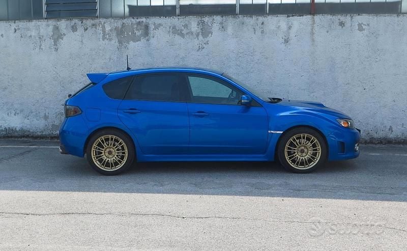 Usata Subaru Impreza 300 CV (220 kW) 2009 Blu/azzurro Berlina