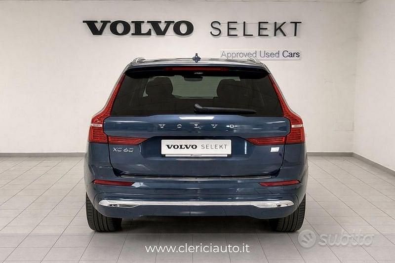 Usata Volvo XC60 Plus 349 CV (256 kW) 2024 Blu SUV
