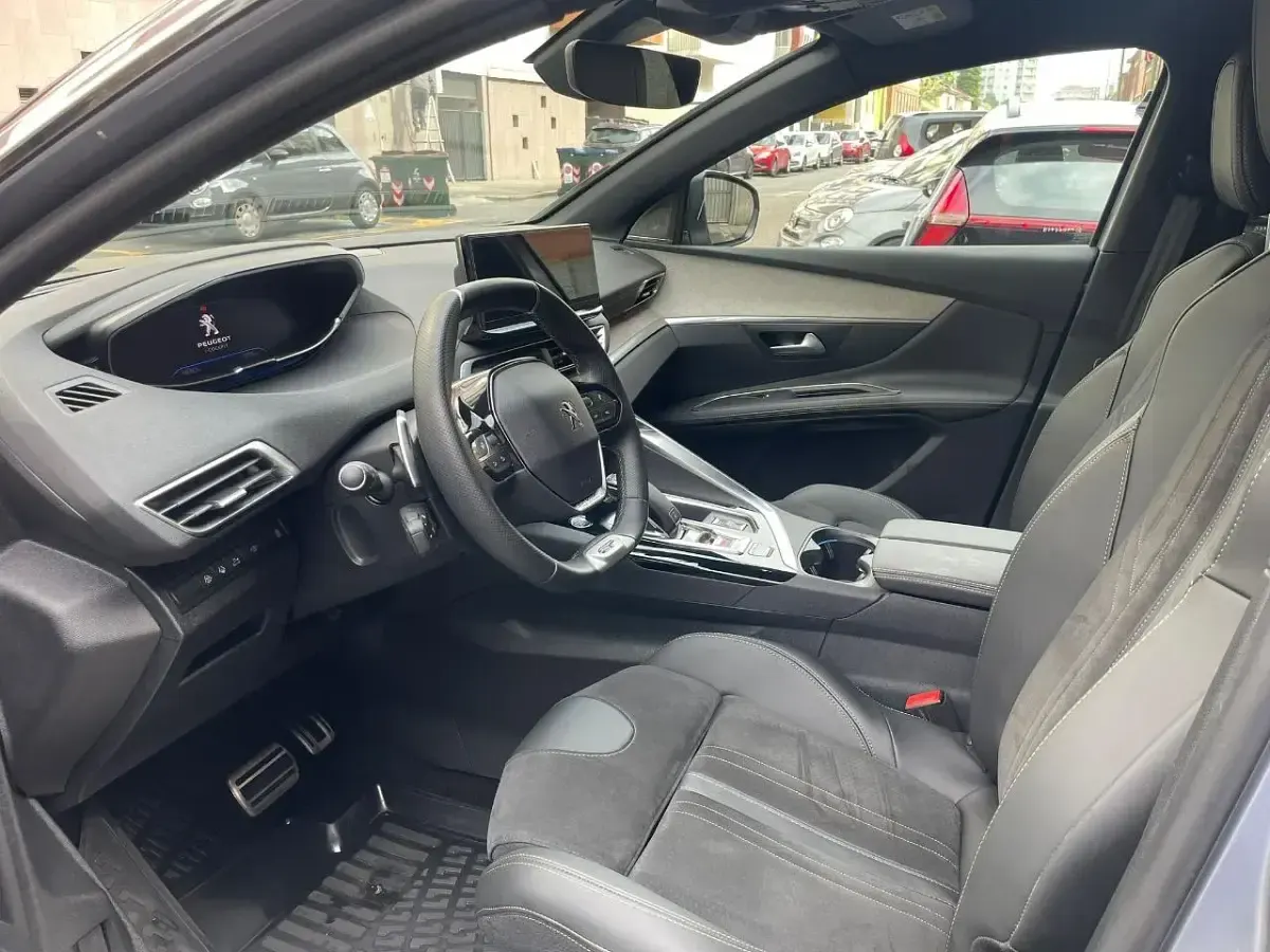 Usata Peugeot 3008 GTi 136 CV (100 kW) 2021 Grigio SUV