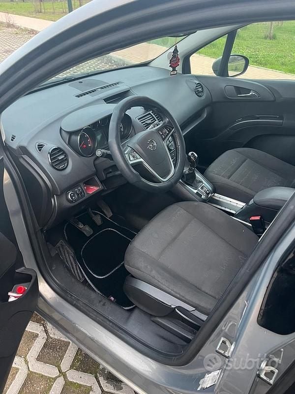 Usata Opel Meriva 120 CV (88 kW) 2013 Grigio Monovolume