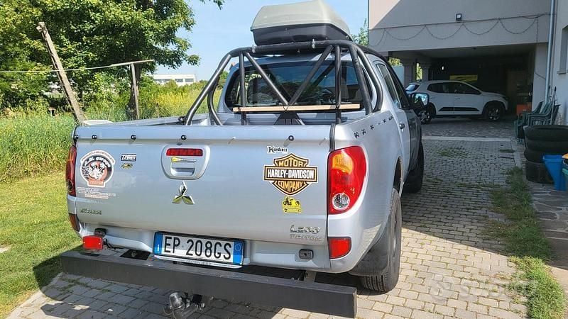 Grigio Usata 2013 Mitsubishi L200 Pick-up | 15.000 € (Buon prezzo) - Immagine 1/4