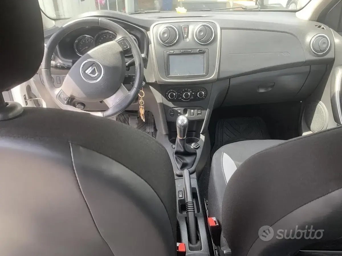 Usata Dacia Duster 100 CV (73 kW) 2016 SUV