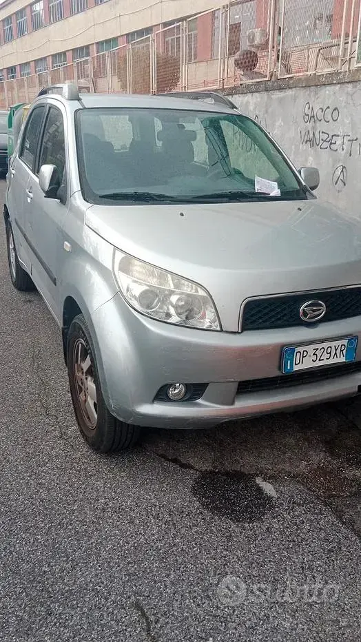 Usata Daihatsu Terios 86 CV (63 kW) 2008 Grigio SUV