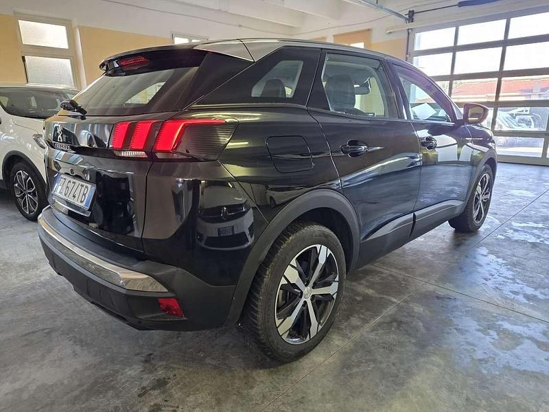 Usata Peugeot 3008 131 CV (96 kW) 2019 Nero SUV