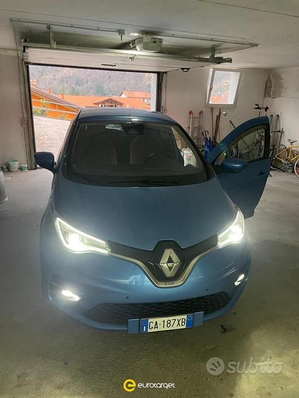 Usata Renault Zoe Zen 100 kW (136 CV) 2020 Blu/azzurro Utilitaria