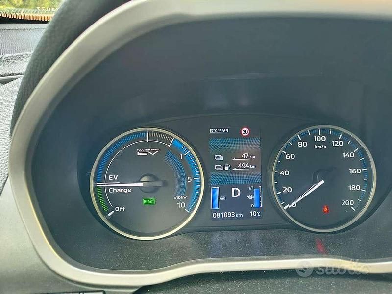 Usata Mitsubishi Eclipse Cross Instyle 98 CV (72 kW) 2022 Argento SUV