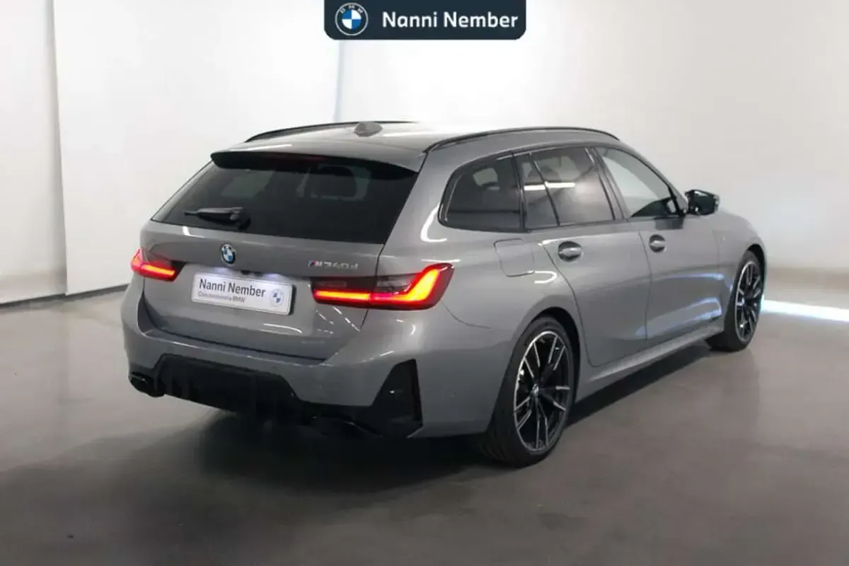 Nuova BMW 340 M Sport 340 CV (250 kW) 2026 Skyscraper grey metallic Station wagon