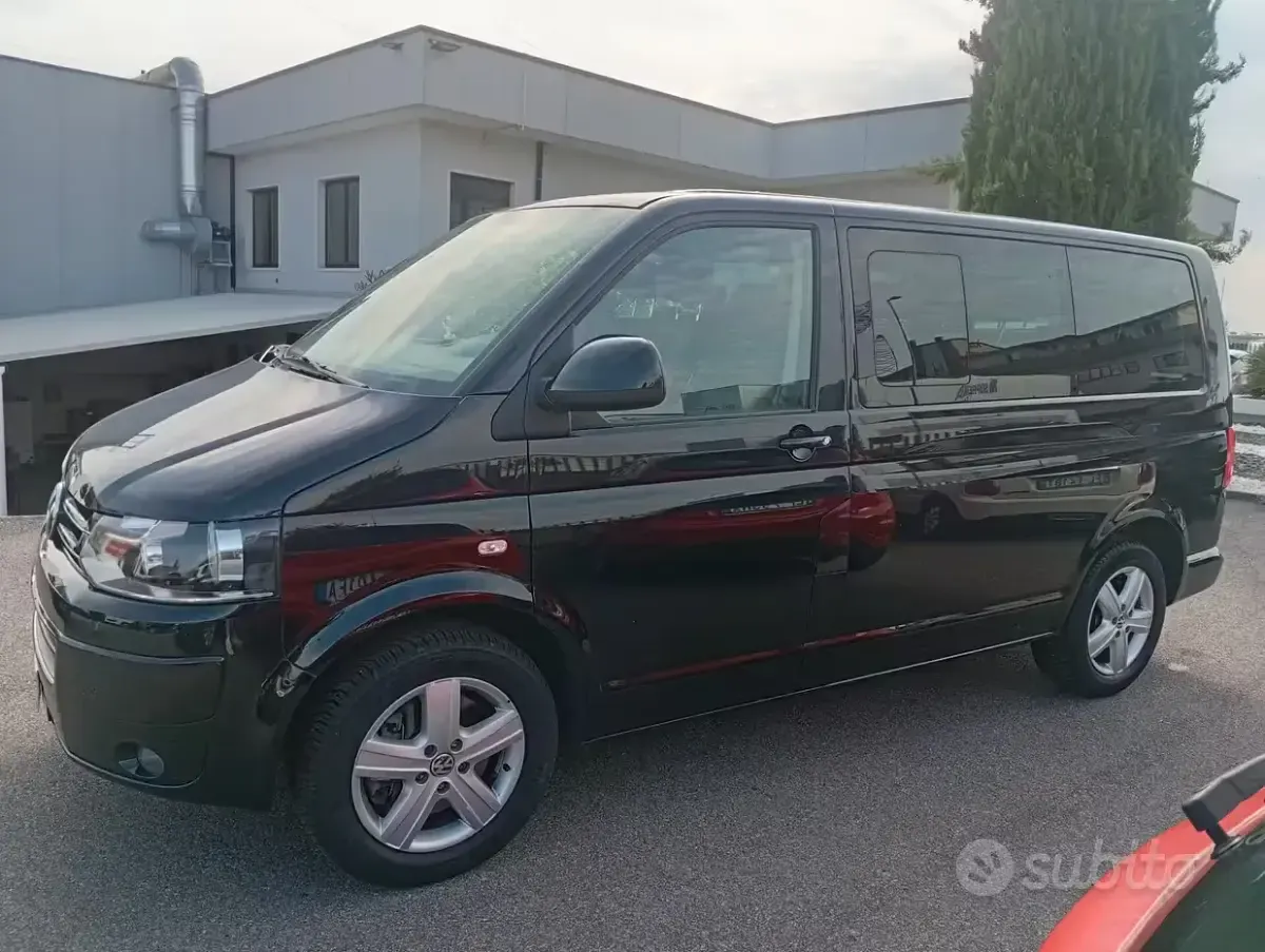 Usata VW Multivan Highline 180 CV (132 kW) 2013 Nero Monovolume