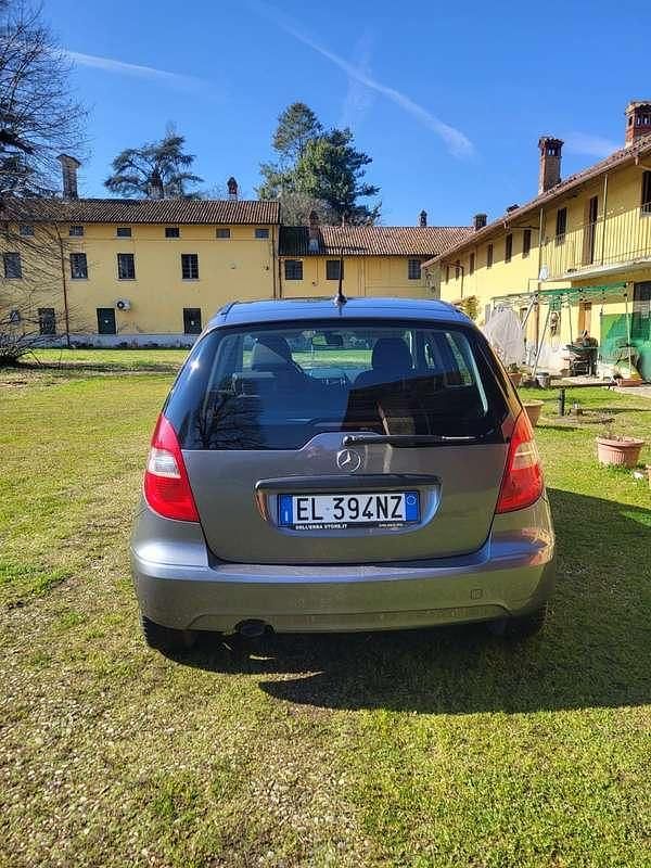 Usata Mercedes A160 82 CV (60 kW) 2011 Utilitaria