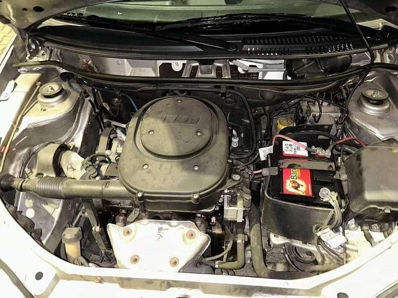 Usata Fiat Punto Active 60 CV (44 kW) 2004 Utilitaria