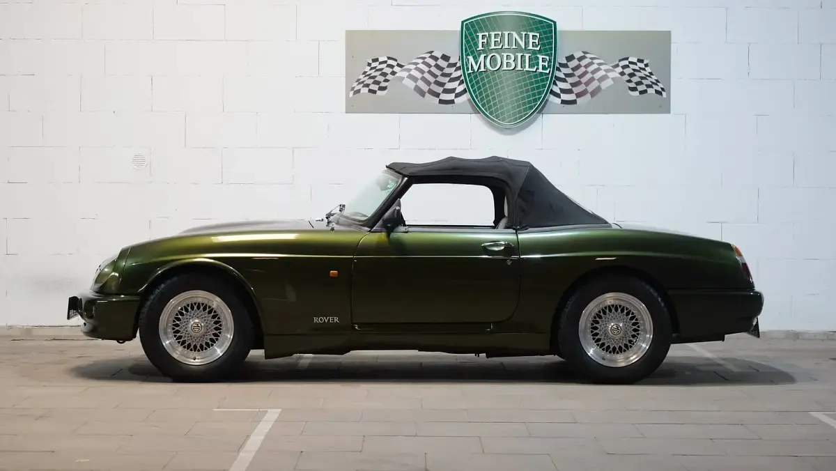 Usata MG RV8 192 CV (141 kW) 1995 Verde Cabrio