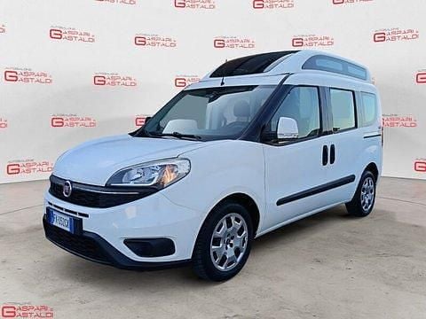 Begagnad Fiat Doblò 95 HK (69 kW) 2017 Minibuss