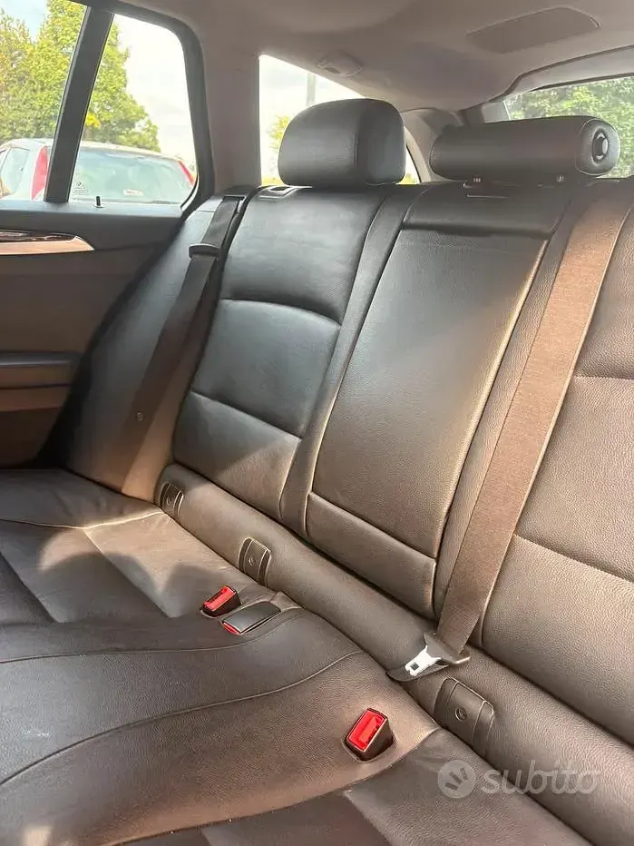Usata BMW 520 184 CV (135 kW) 2011 Grigio Station wagon