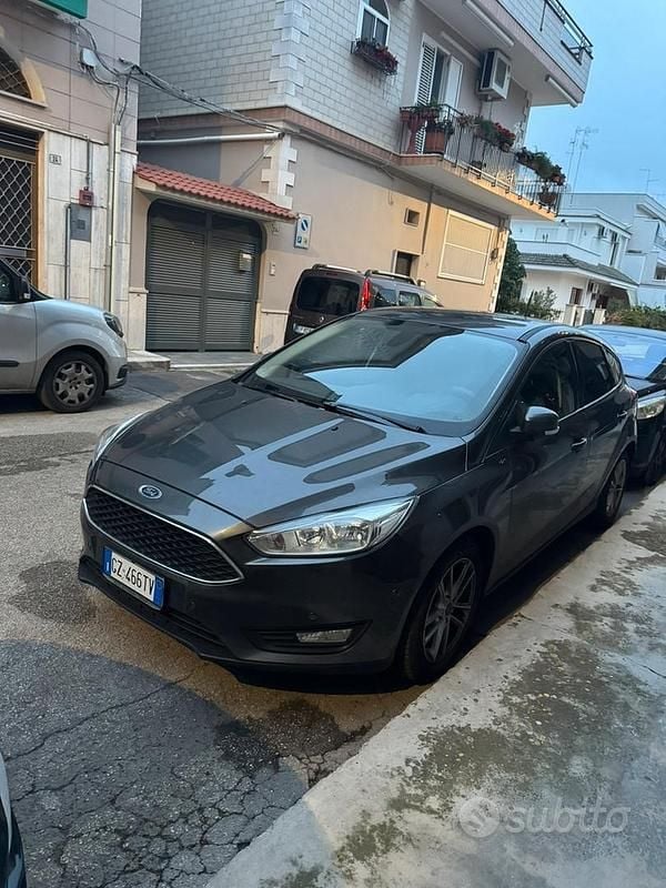 Usata Ford Focus 120 CV (88 kW) 2017 Berlina