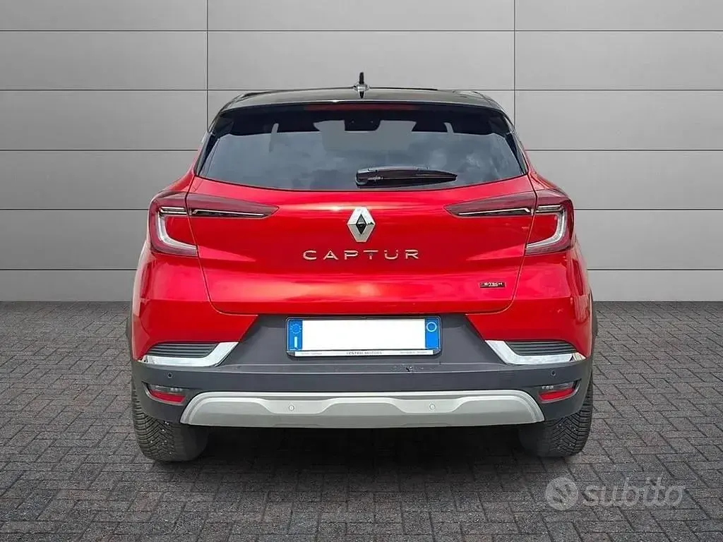 Occasion Renault Captur Engineered 143 ch (105 kW) 2023 Rouge SUV