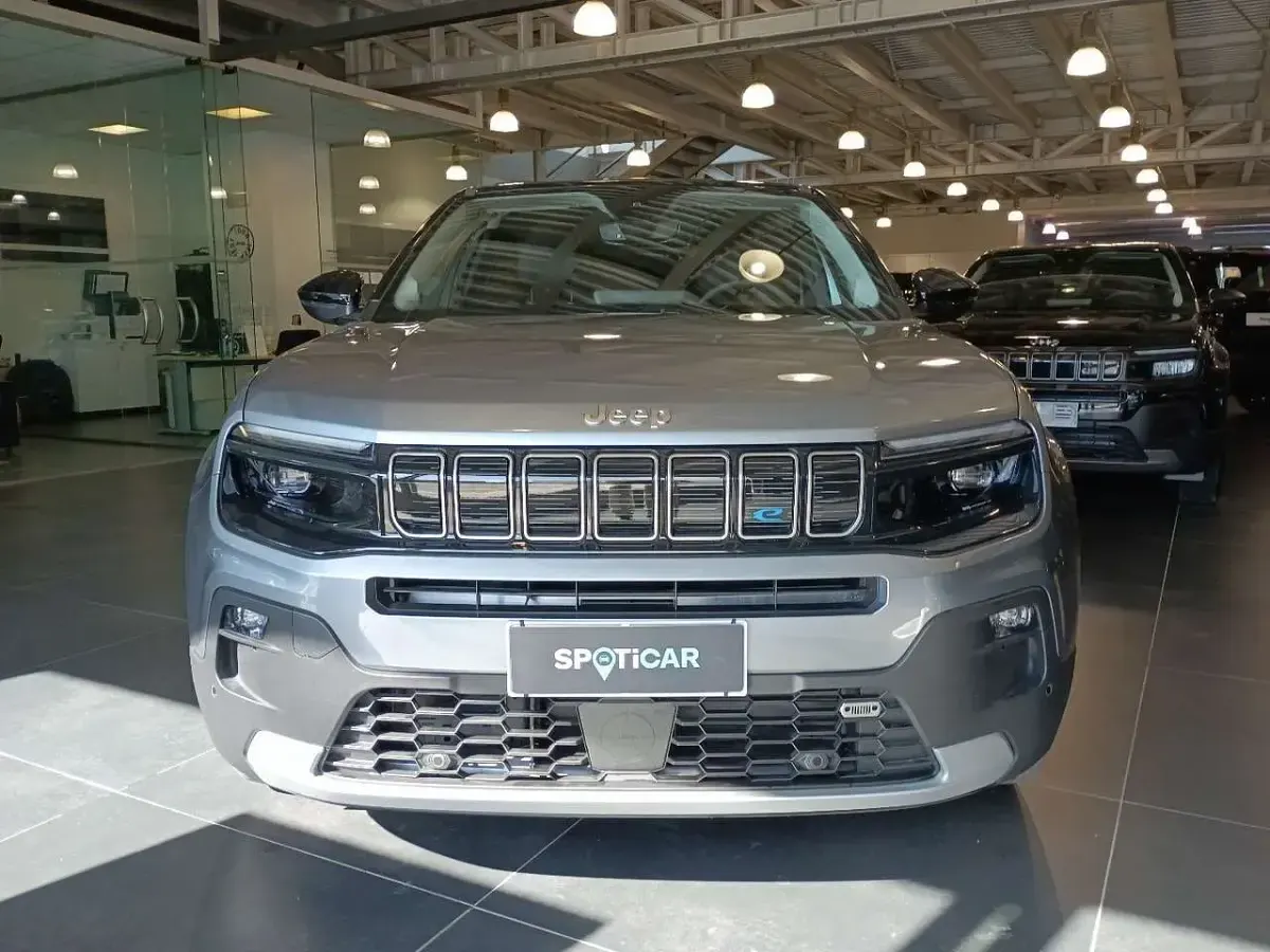 Usata Jeep Avenger EV Summit 114 kW (156 CV) 2024 Grigio SUV