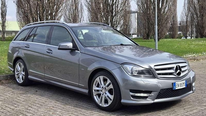 Usata Mercedes C250 204 CV (150 kW) 2012 Argento Station wagon