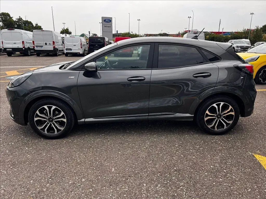 Usata Ford Puma ST-Line 125 CV (91 kW) 2023 Magnetic grey (metallizzato) SUV