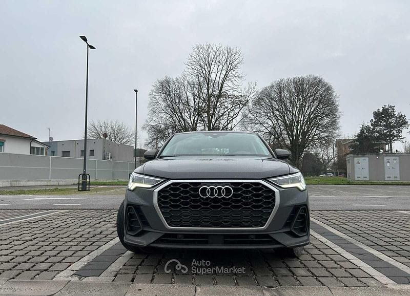 Usata Audi Q3 Business Plus 150 CV (110 kW) 2025 Grigio SUV
