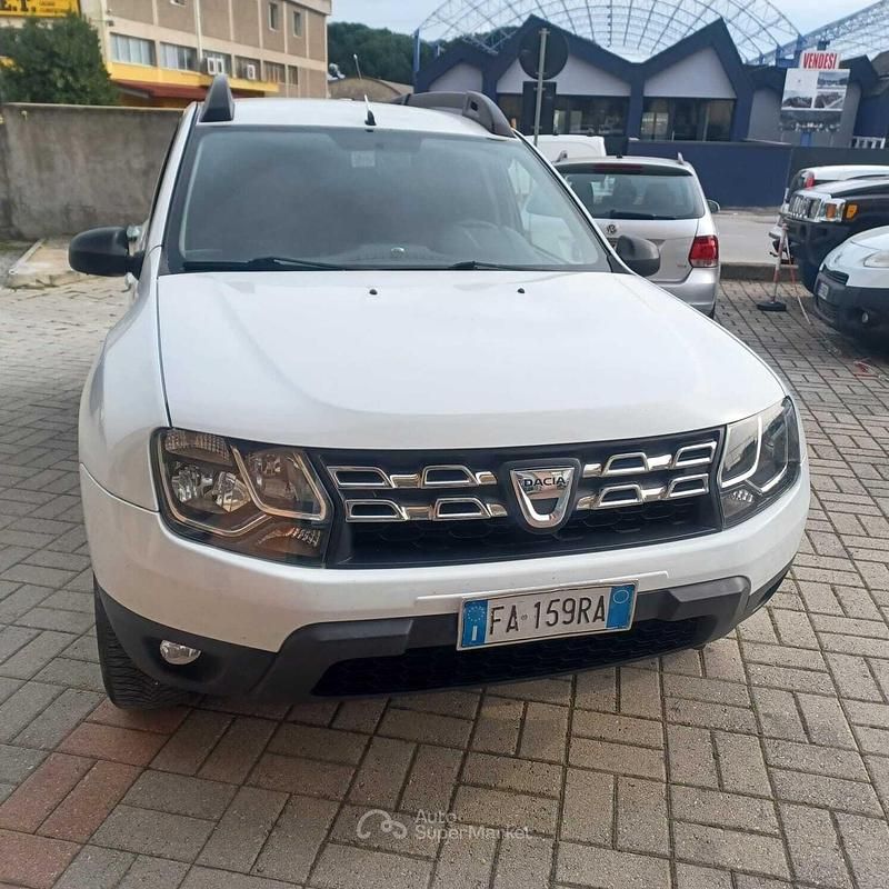 Usata Dacia Duster 109 CV (80 kW) 2015 Bianco SUV