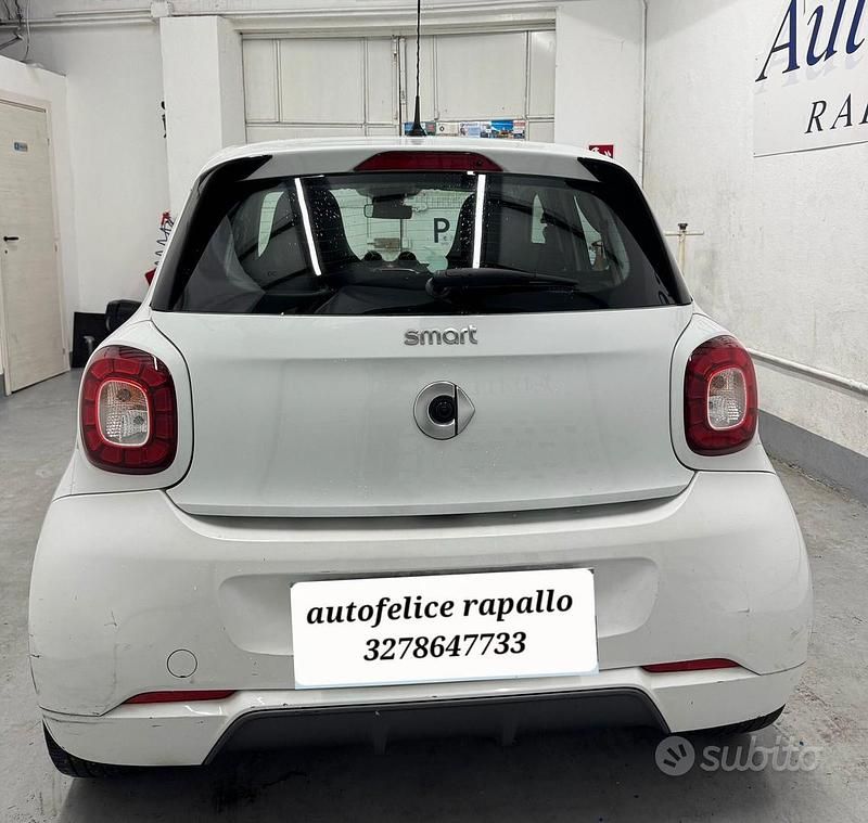 Usata Smart ForFour Brabus 71 CV (52 kW) 2019 Bianco Utilitaria