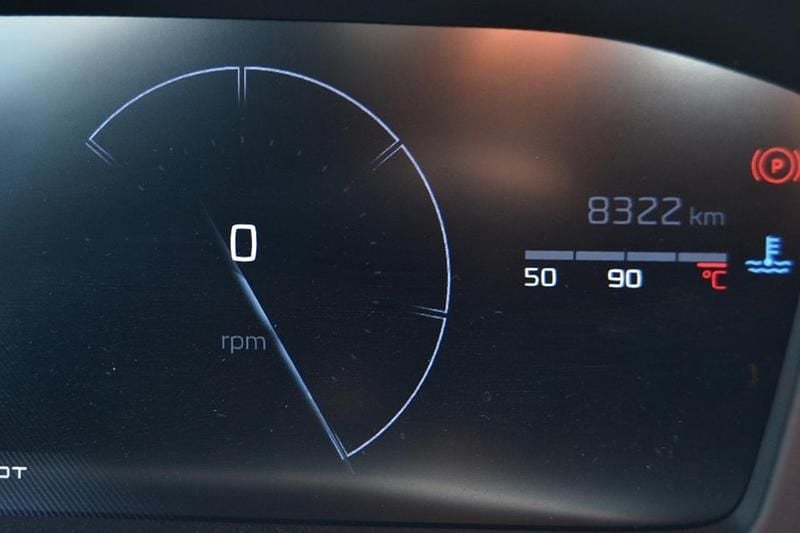 Usata Peugeot 208 Allure 101 CV (74 kW) 2025 Gray Utilitaria