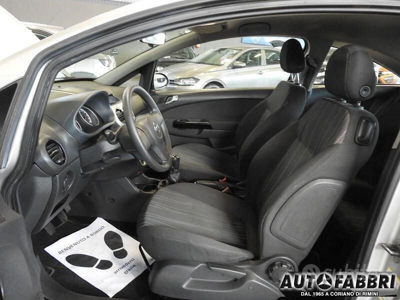 Usata Opel Corsa Enjoy 78 CV (57 kW) 2008 Grigio(met.) Utilitaria