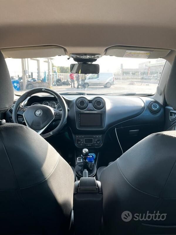 Usata Alfa Romeo MiTo 95 CV (69 kW) 2017 Blu Utilitaria