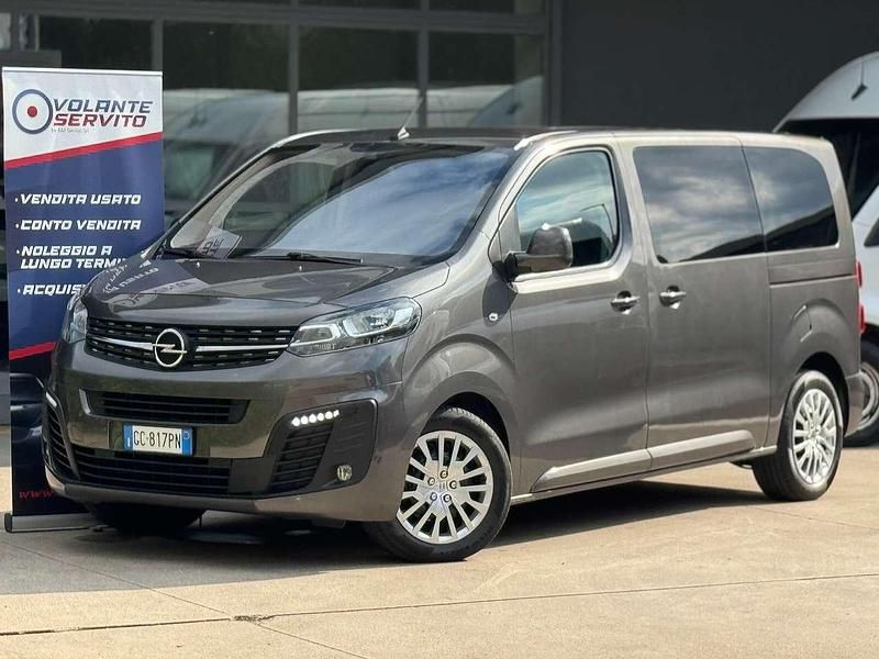 Moonstone grey Usata 2020 Peugeot Traveller Monovolume | 21.000 € (Super prezzo) - Immagine 1/4
