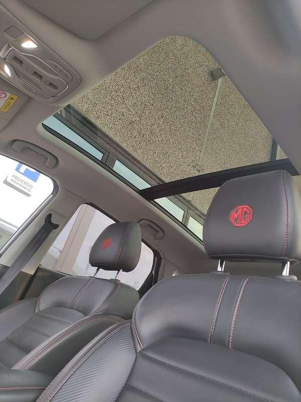 Usata MG ZS Luxury 111 CV (81 kW) 2022 Bianco SUV