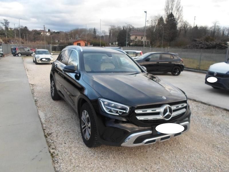 Usata Mercedes GLC200 Premium Plus 197 CV (144 kW) 2020 Nero SUV