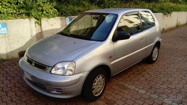 Honda logo 2001