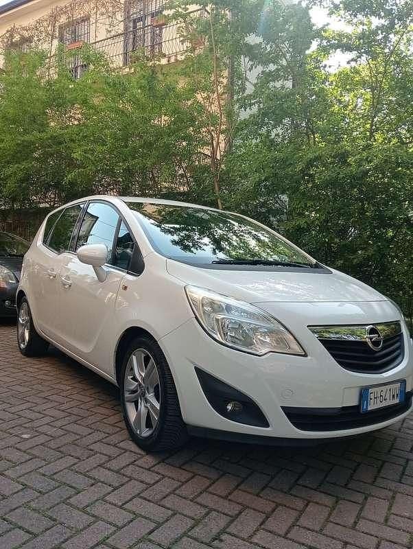 Usata Opel Meriva Cosmo 120 CV (88 kW) 2017 Monovolume