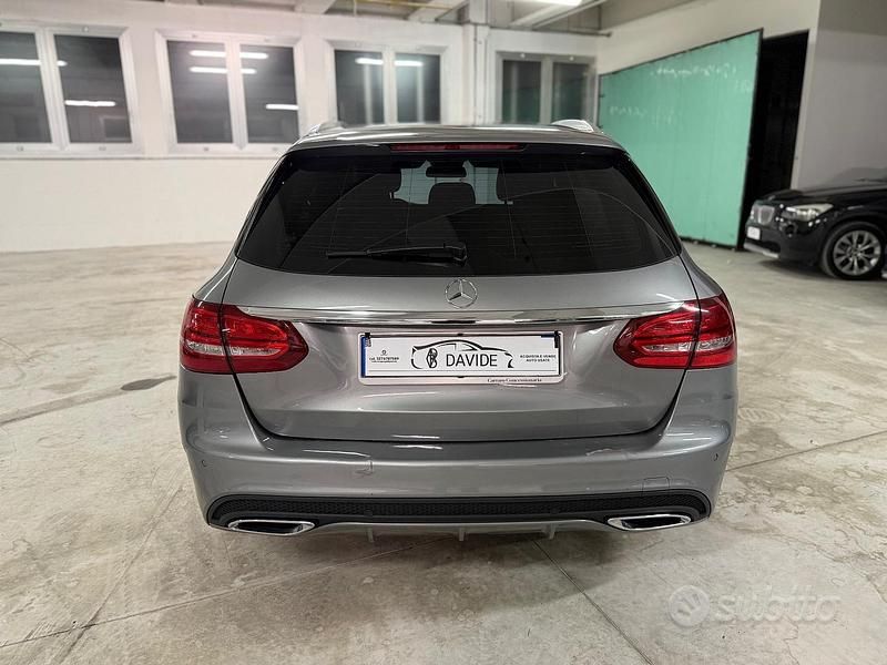 Usata Mercedes C220 Premium 169 CV (124 kW) 2014 Grigio Station wagon