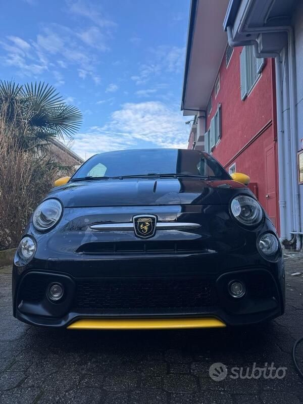 Usata Fiat 500 Abarth 160 CV (117 kW) 2018 Nero Utilitaria