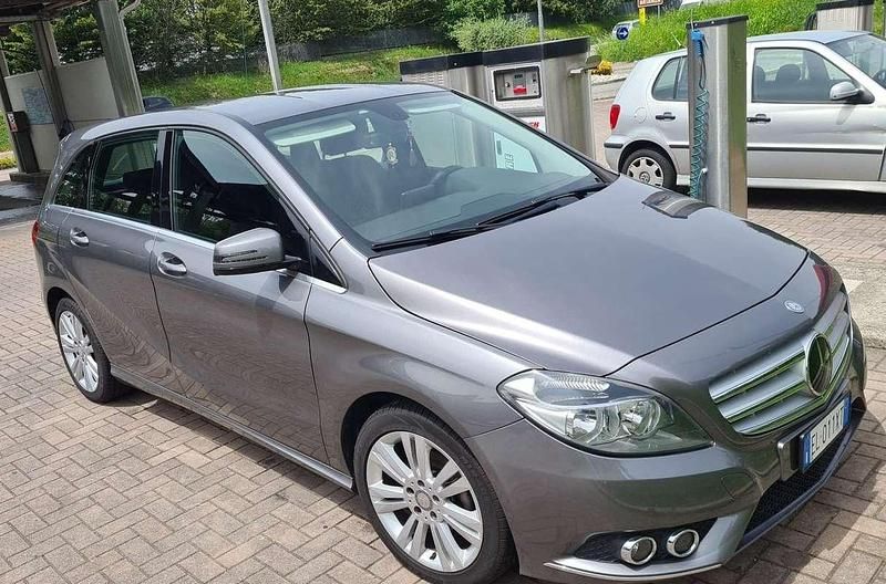Usata Mercedes 180 109 CV (80 kW) 2013 Berlina