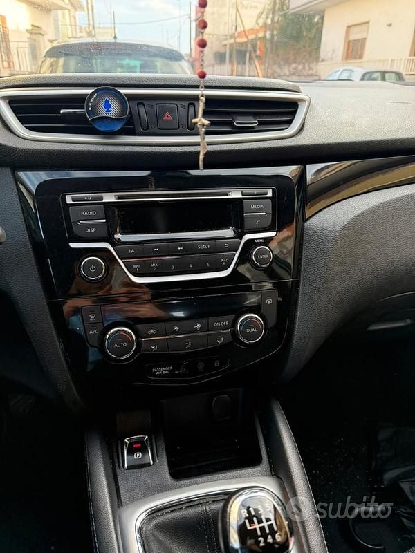 Usata Nissan Qashqai 2015 Nero SUV