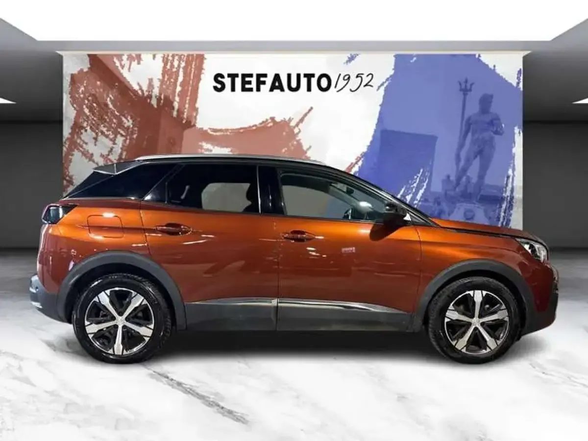 Usata Peugeot 3008 Allure 131 CV (96 kW) 2020 Arancione SUV