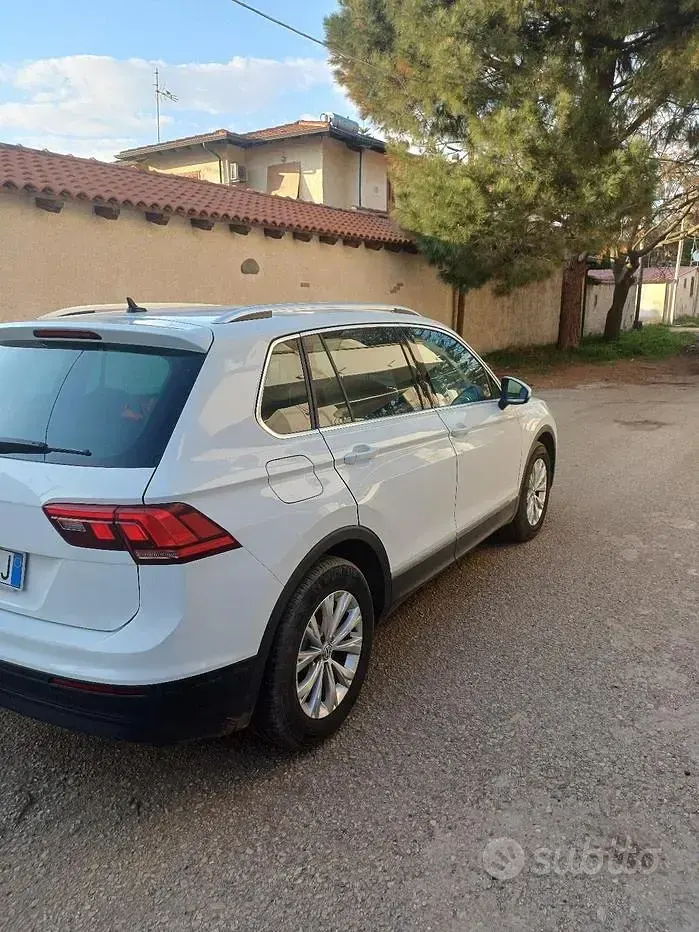 Usata VW Tiguan 150 CV (110 kW) 2019 Bianco SUV