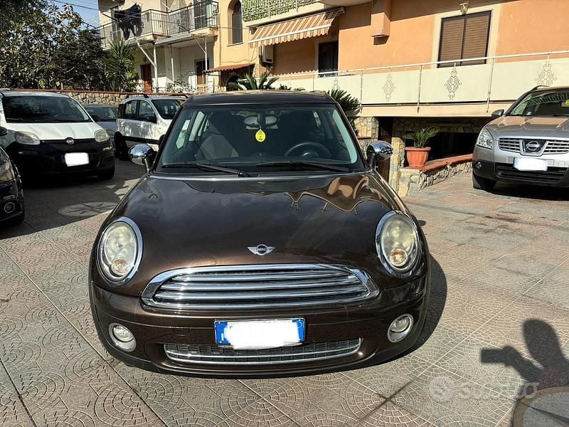 Marrone Usata 2009 Mini Cooper Clubman Station wagon | 2999 € (Super prezzo) - Immagine 1/4