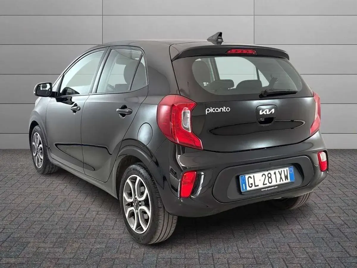Usata Kia Picanto Comfort 67 CV (49 kW) 2023 Nero Utilitaria